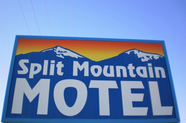 Split Mountain Motel image 34